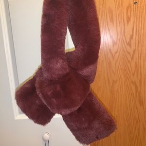Faux Fur pull-through scarf tie